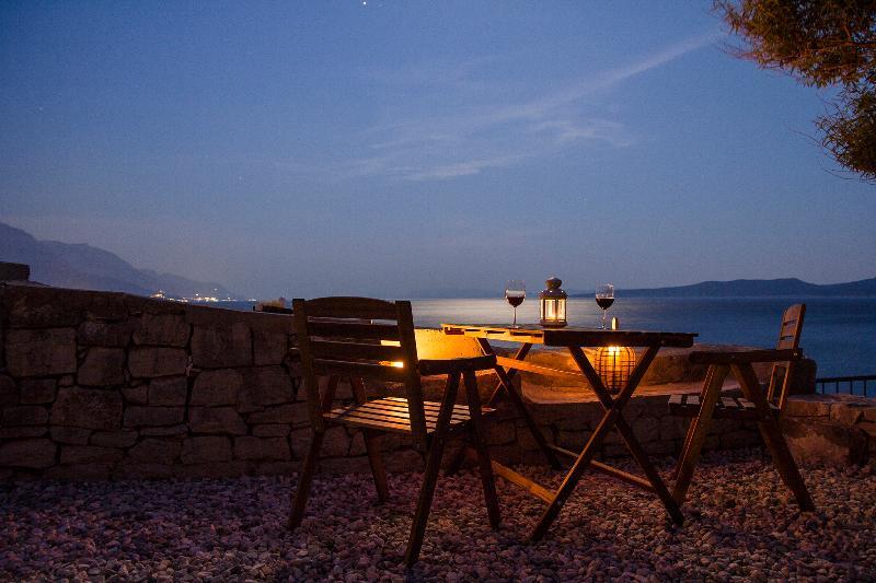 Stone Lady - Holiday Home Omis Exterior photo